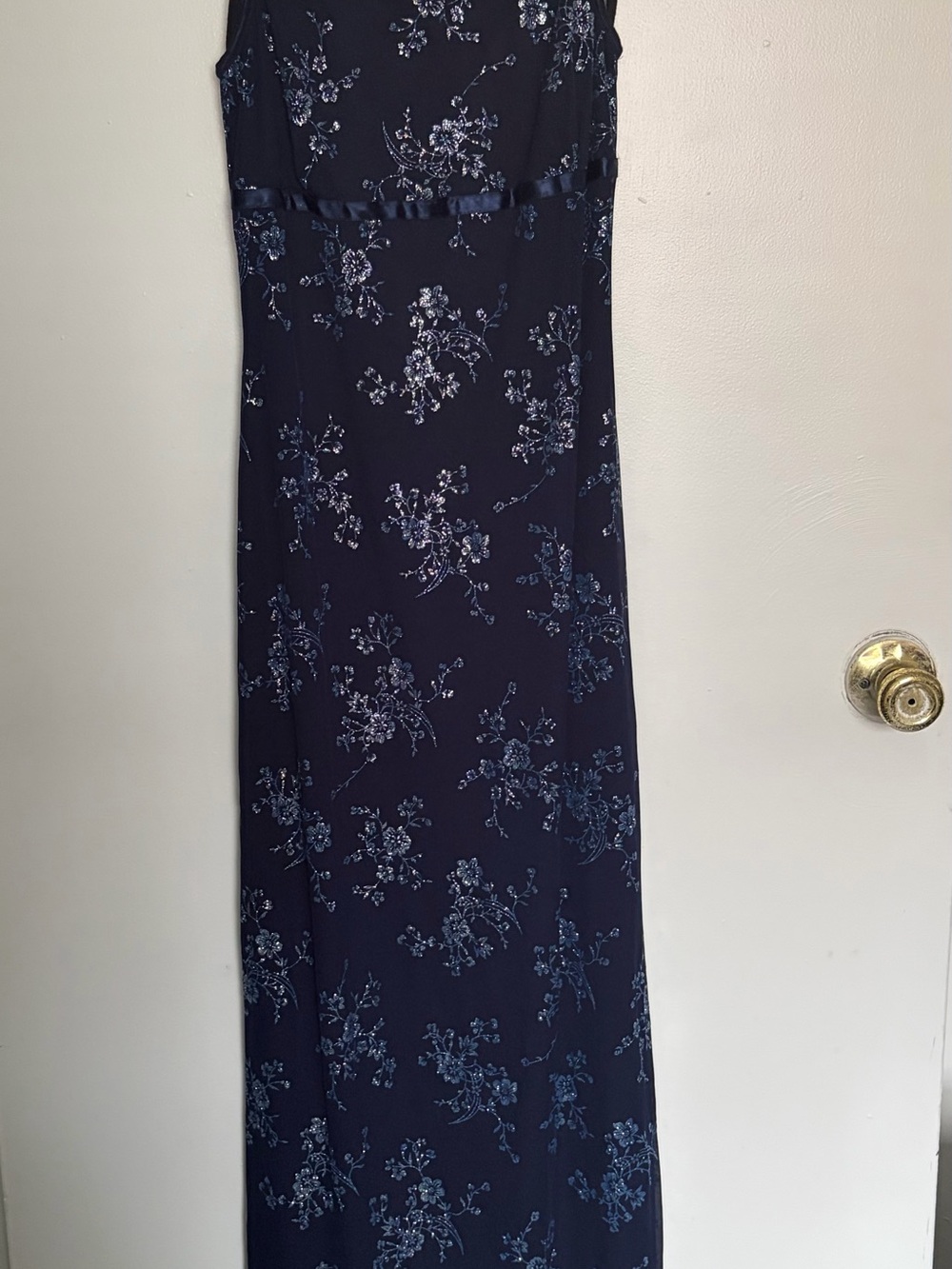 Navy Floral Sleeveless Maxi Dress